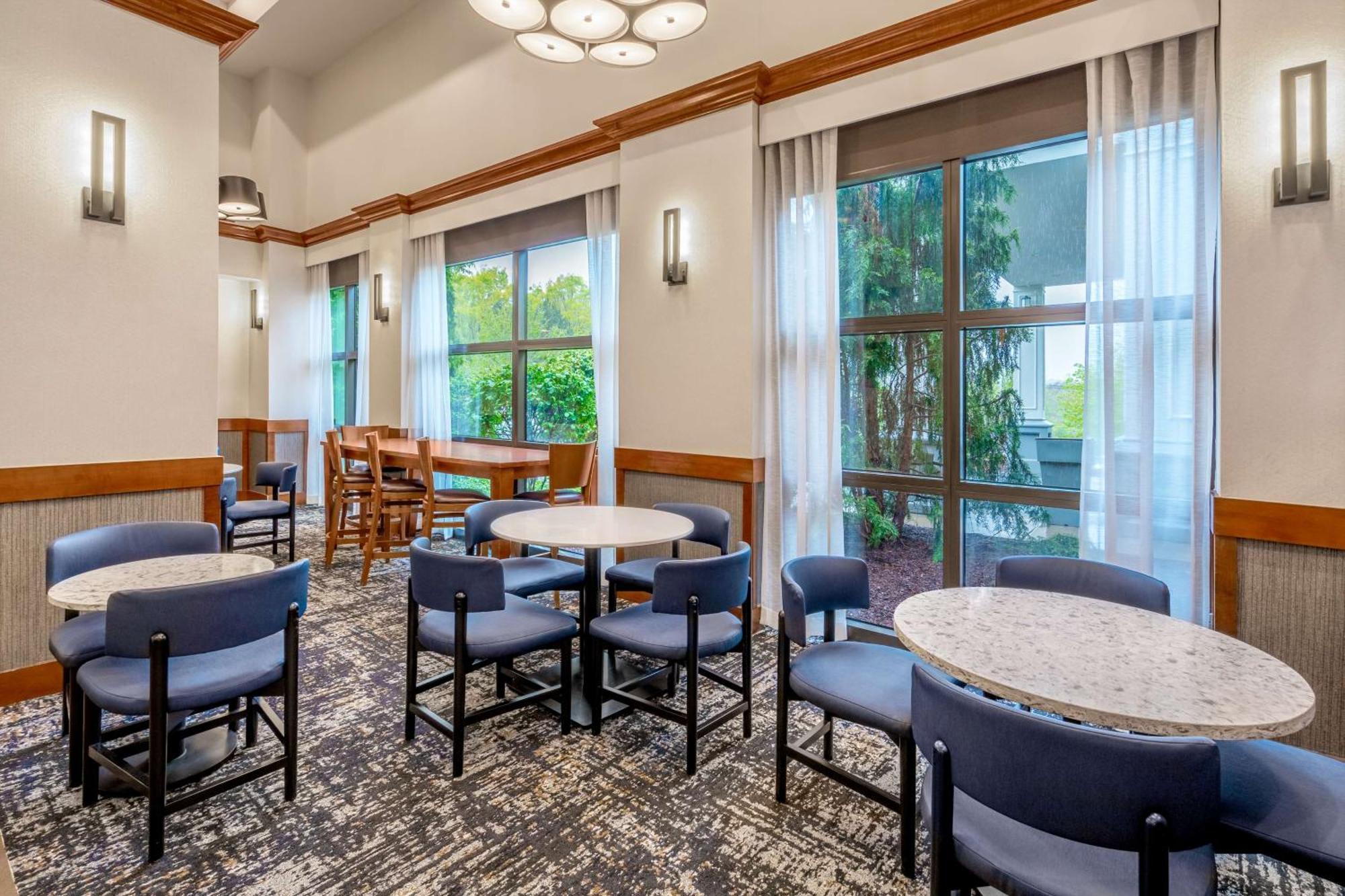 Hyatt Place Мистик Екстериор снимка