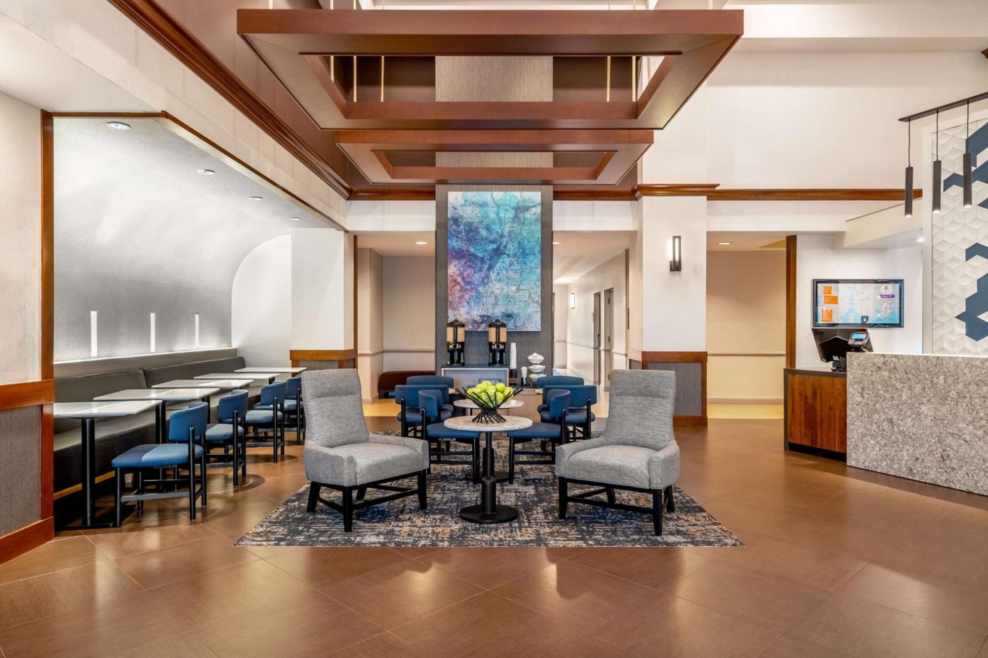 Hyatt Place Мистик Екстериор снимка